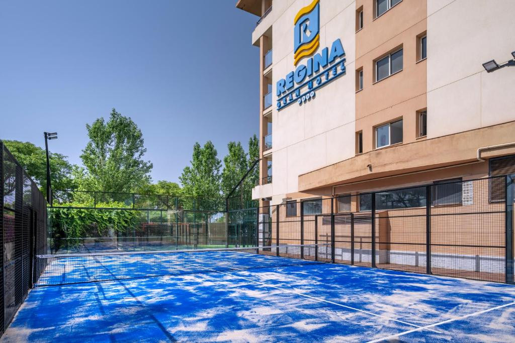4R REGINA GRAN HOTEL 4*