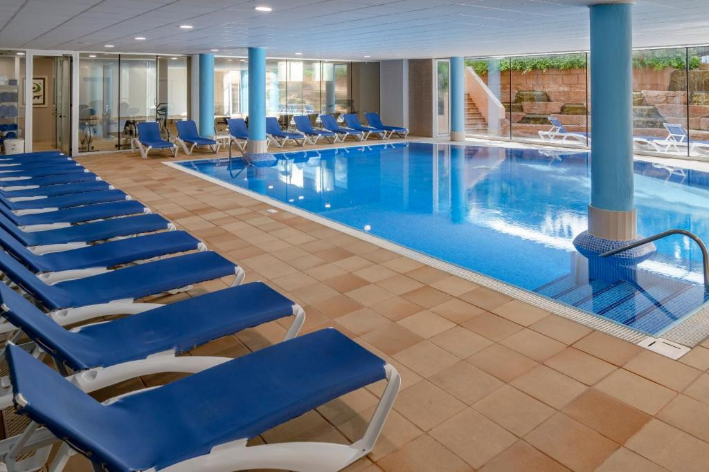 4R REGINA GRAN HOTEL 4*
