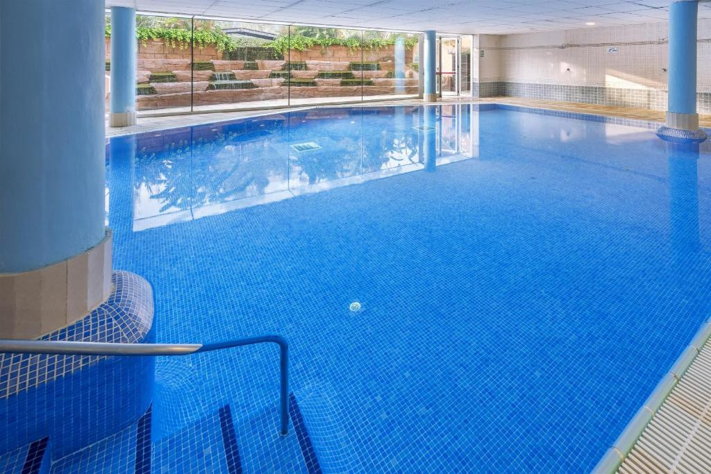 4R REGINA GRAN HOTEL 4*