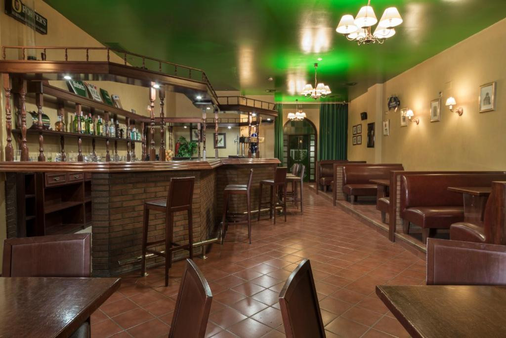 4R REGINA GRAN HOTEL 4*