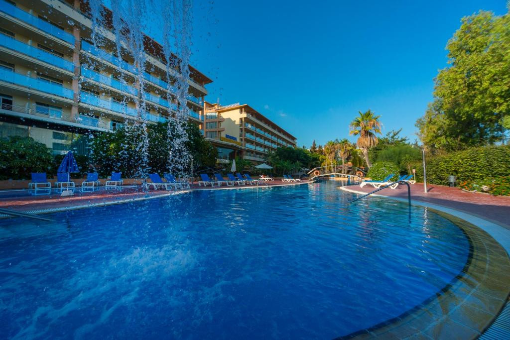 4R REGINA GRAN HOTEL 4*