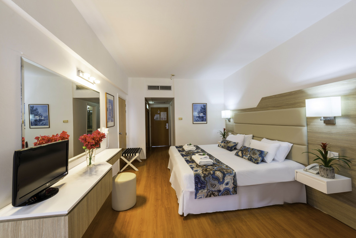 ASCOS CORAL BEACH 4*