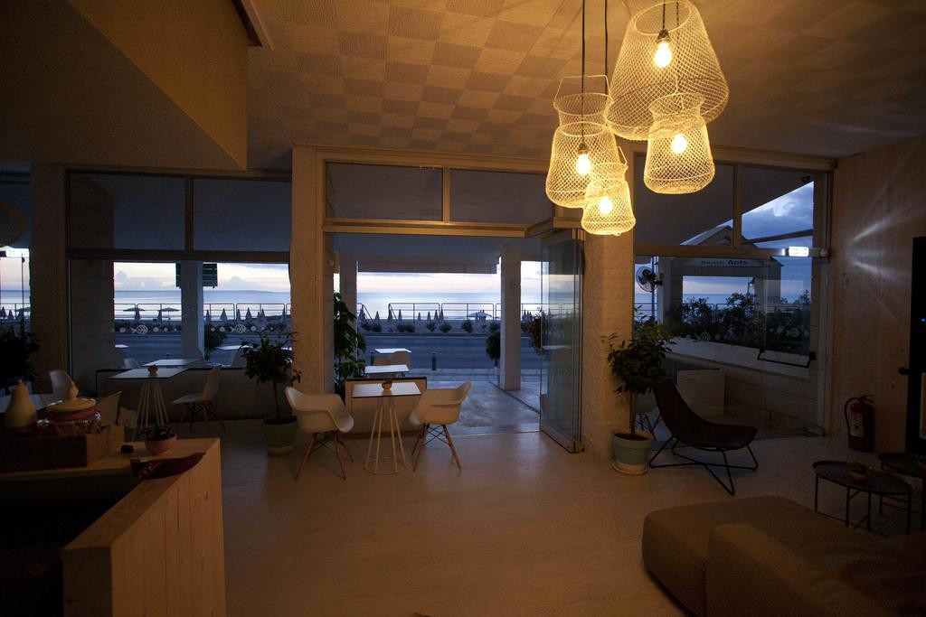 COSTANTIANA BEACH APT 3*