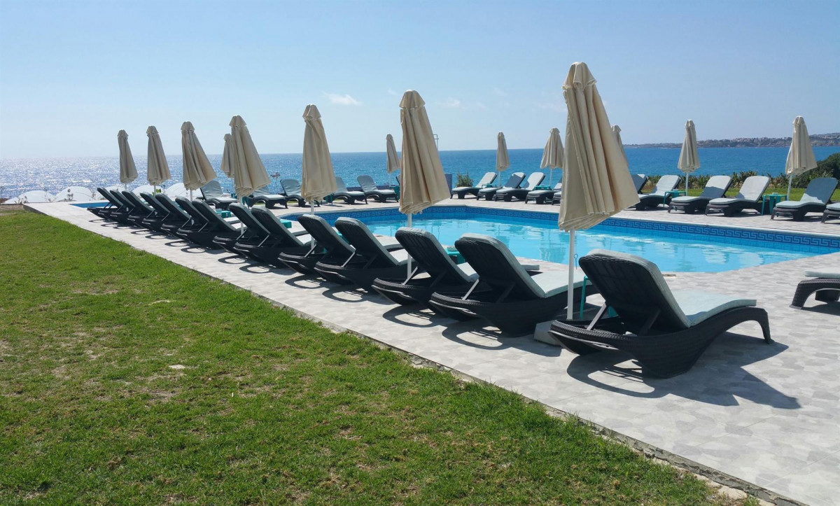 MARICAS BOUTIQUE 3*