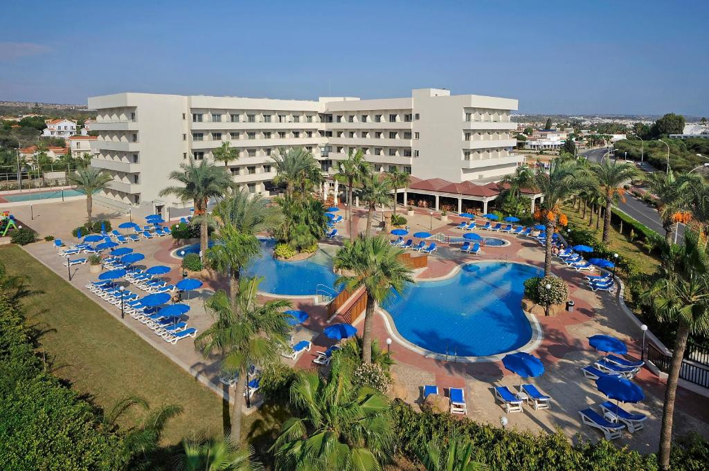 NISSIANA 3*