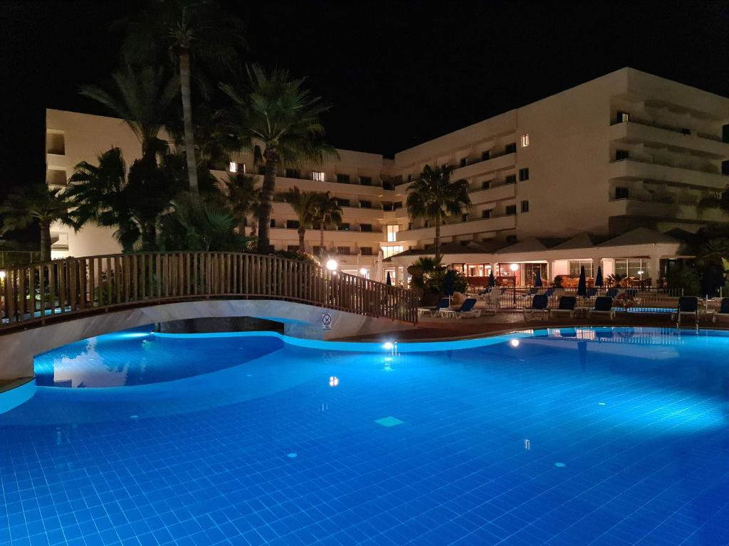 NISSIANA 3*
