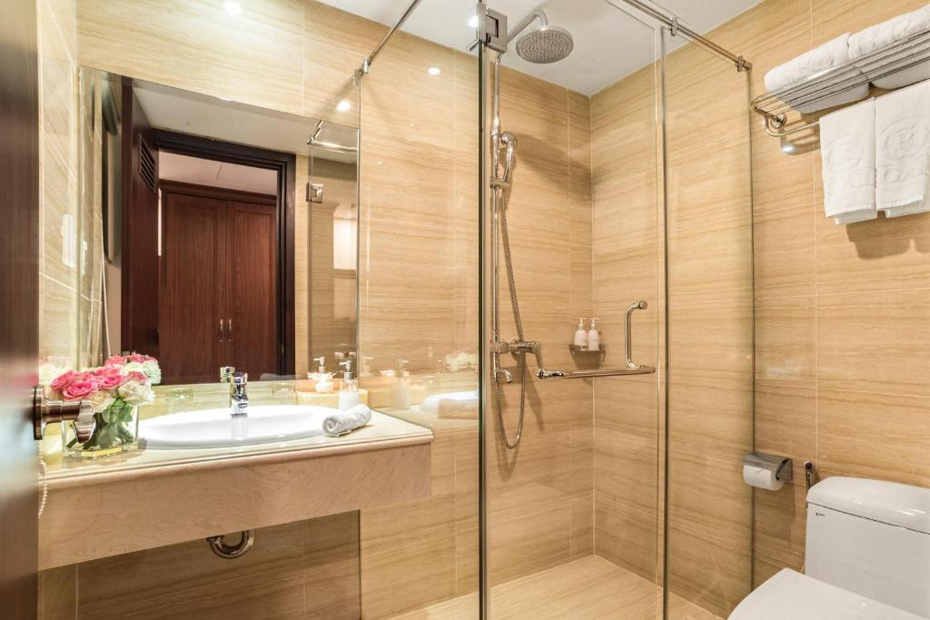 REGALIA HOTEL 4*