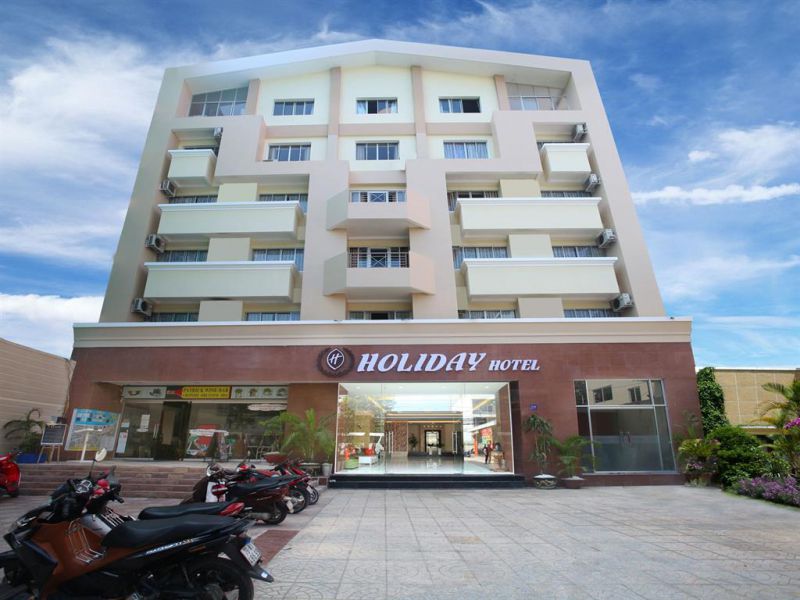LE DELTA (EX. HOLIDAY HOTEL, BAN ME DAKRUCO) 2*