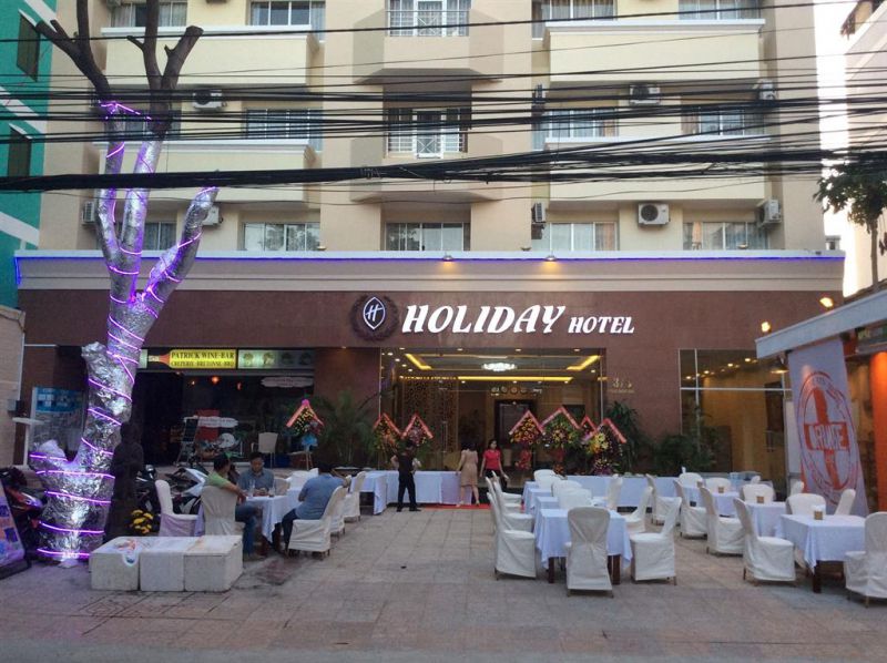 LE DELTA (EX. HOLIDAY HOTEL, BAN ME DAKRUCO) 2*