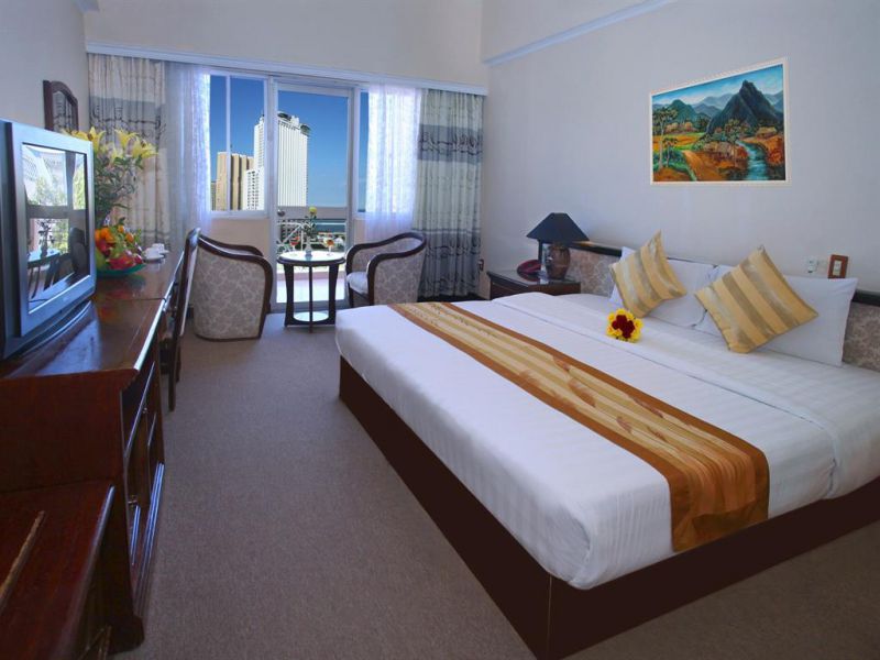 LE DELTA (EX. HOLIDAY HOTEL, BAN ME DAKRUCO) 2*
