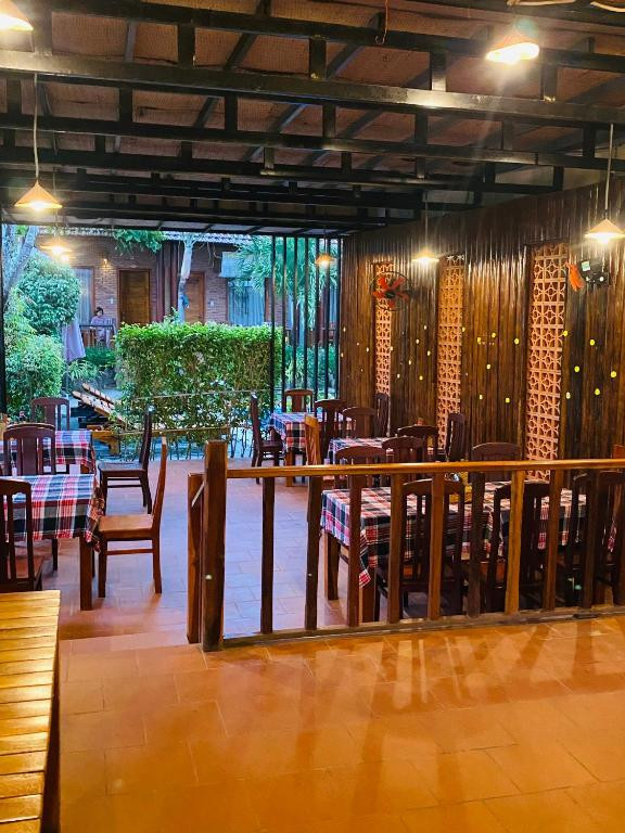 DONG XUAN HONG GUEST HOUSE 2*