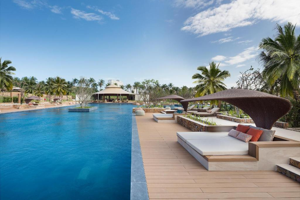 FUSION RESORT CAM RANH 5*