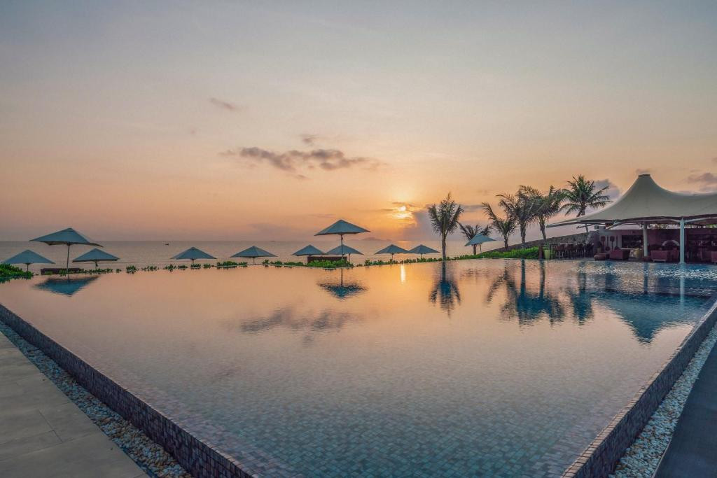 FUSION RESORT CAM RANH 5*