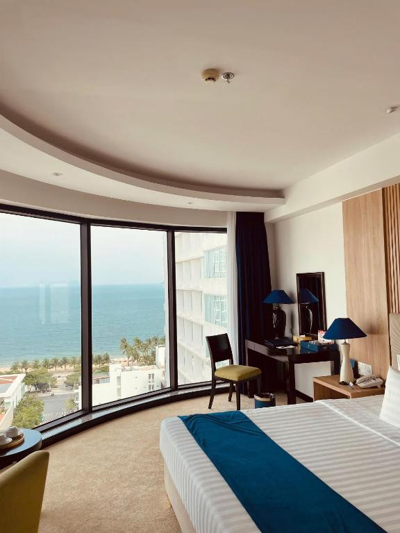 SANDALS ISLAND (EX. LEGEND SEA) 4*