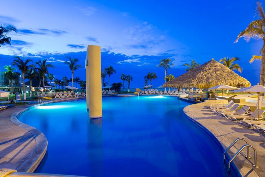 HOLIDAY INN RESORT LOS CABOS (EX. PRESIDENTE INTERCONTINENTAL LOS CABOS) 4*