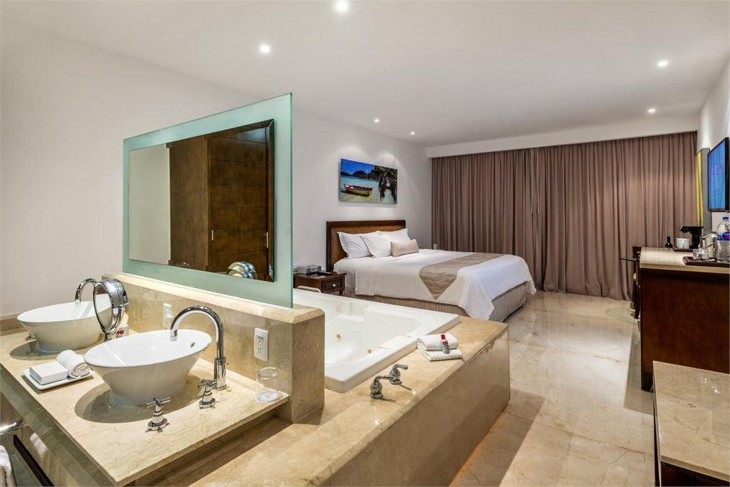ISLA MUJERES PALACE RESORT 5*