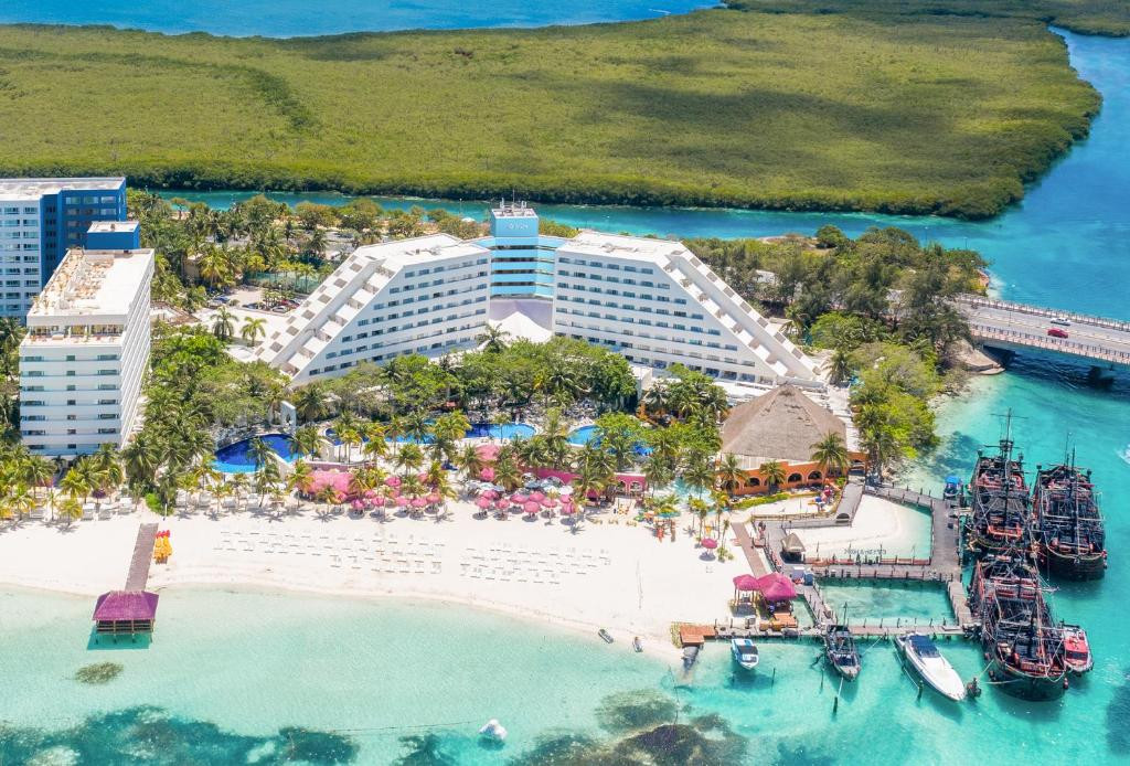 OASIS PALM 4*