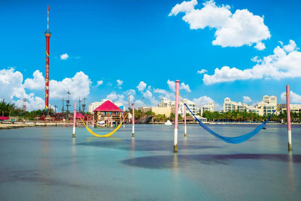 OASIS PALM 4*