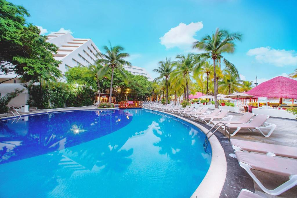OASIS PALM 4*