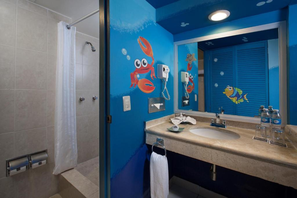 OASIS PALM 4*