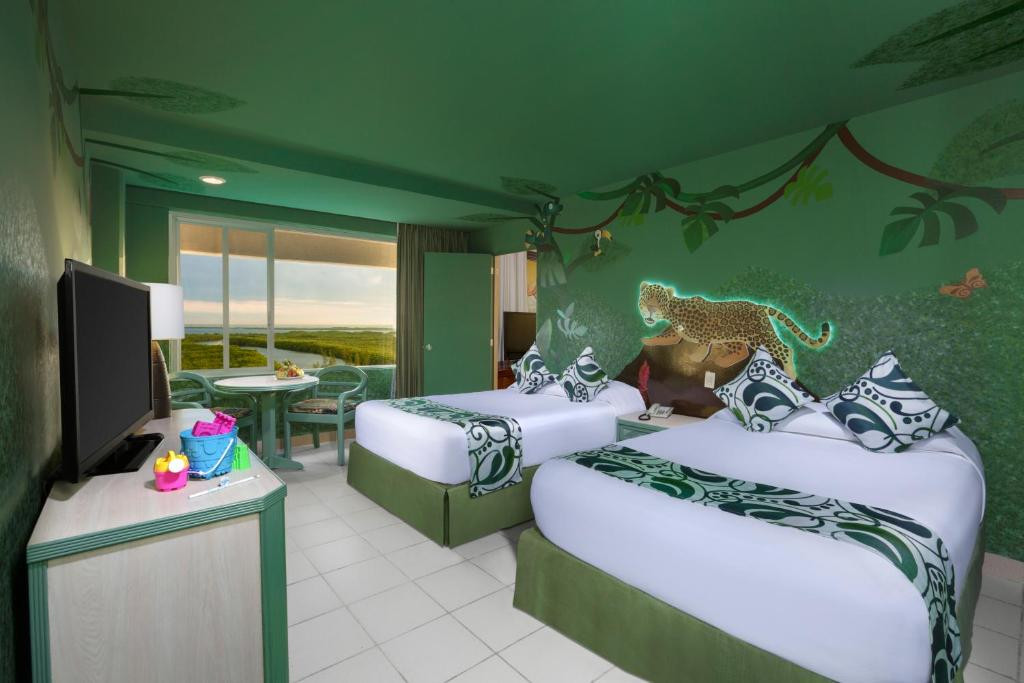 OASIS PALM 4*