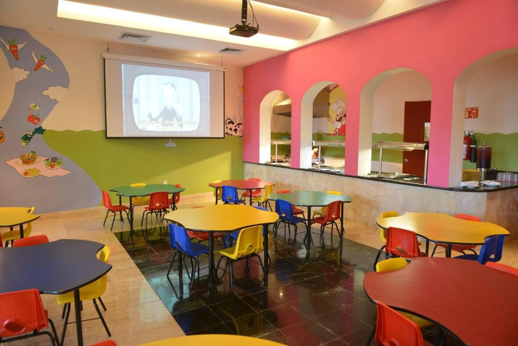 OASIS PALM 4*