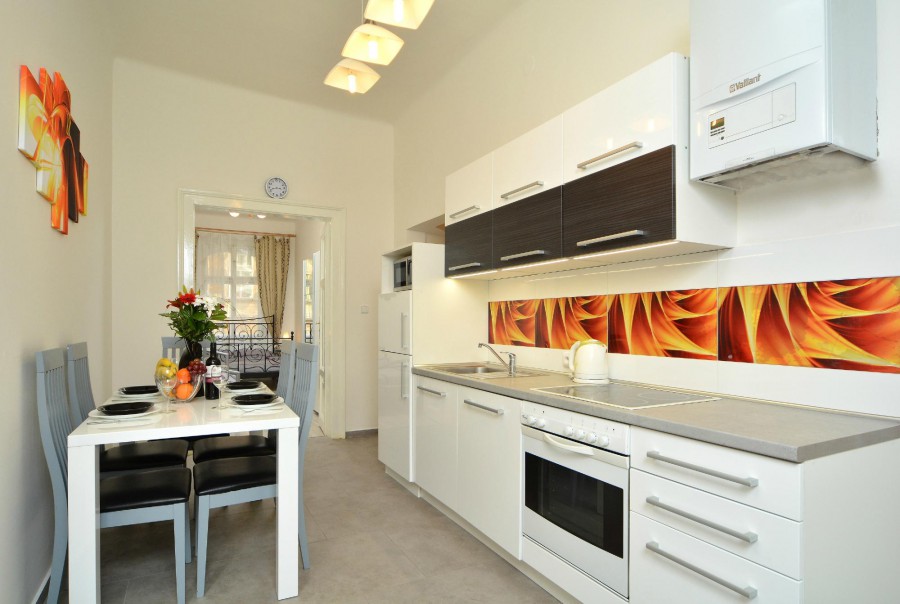NAVRATILOVA APARTMENTS 3*