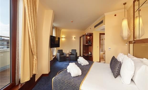 OCCIDENTAL PRAHA WILSON 5*