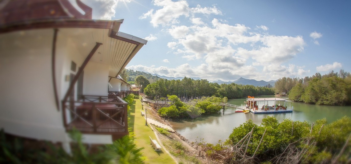 BHU TARN KOH CHANG RESORT & SPA 4*