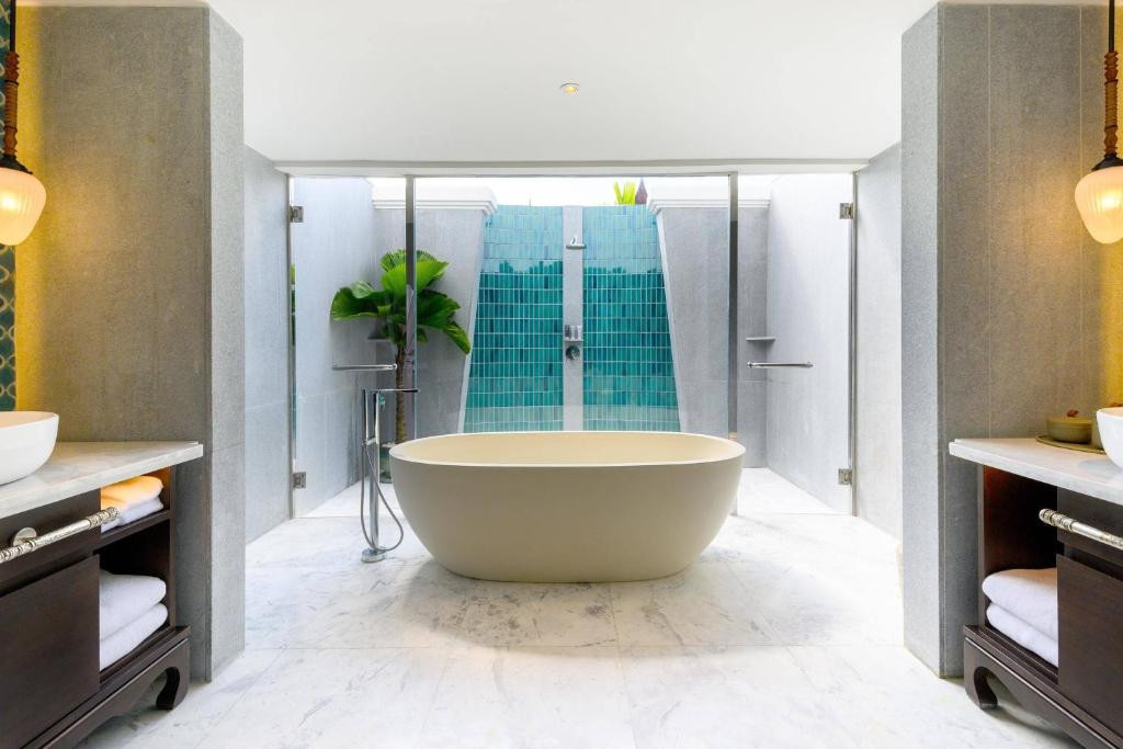 JW MARRIOTT KHAO LAK RESORT & SPA 5*