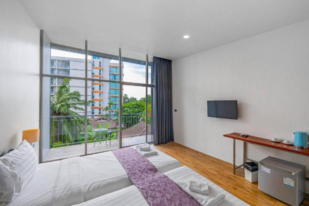 SUNSET SERENITY JOMTIEN RESORT (EX. LEMON GRASS RETREAT) 4*