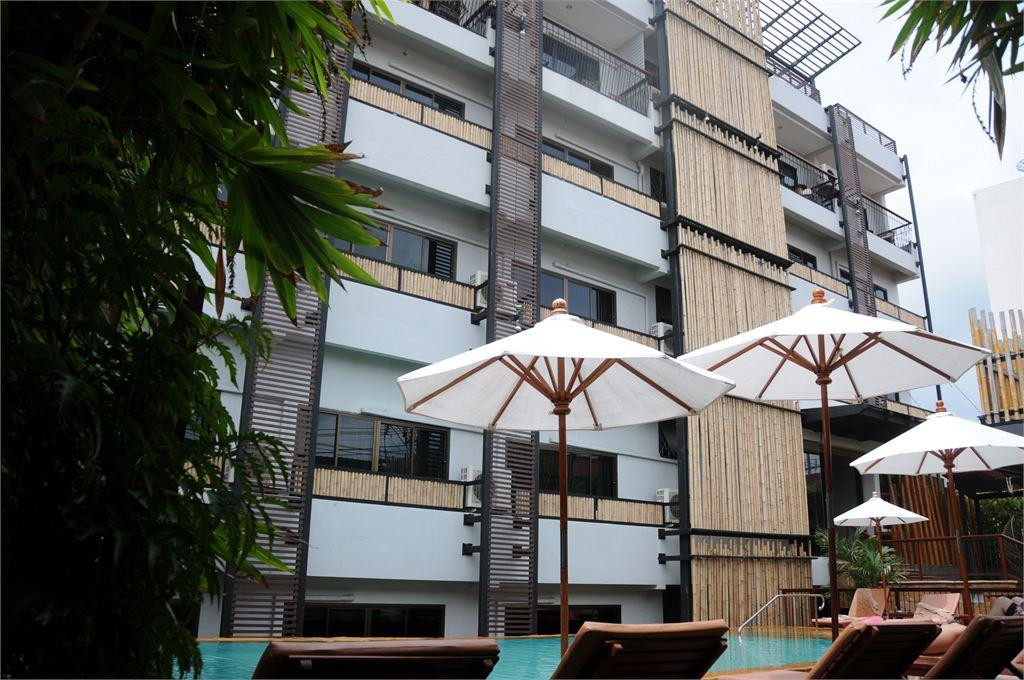 BAMBOO HOUSE 3*