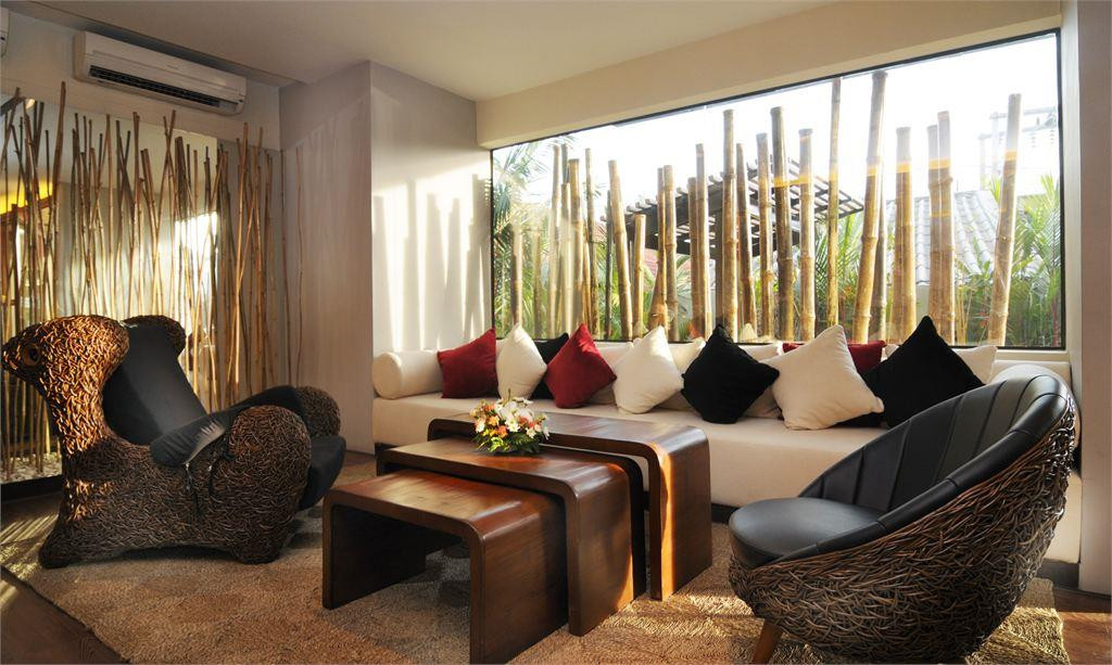 BAMBOO HOUSE 3*