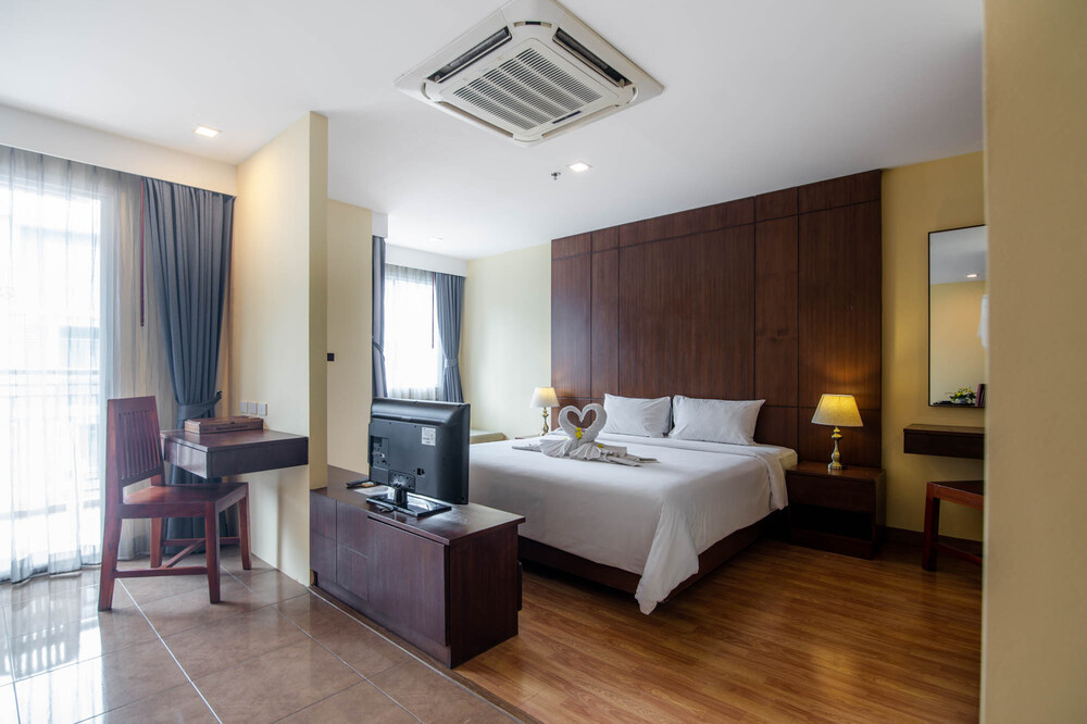 ELITE SUITE PATONG (EX.BAUMAN RESIDENCE) 4*