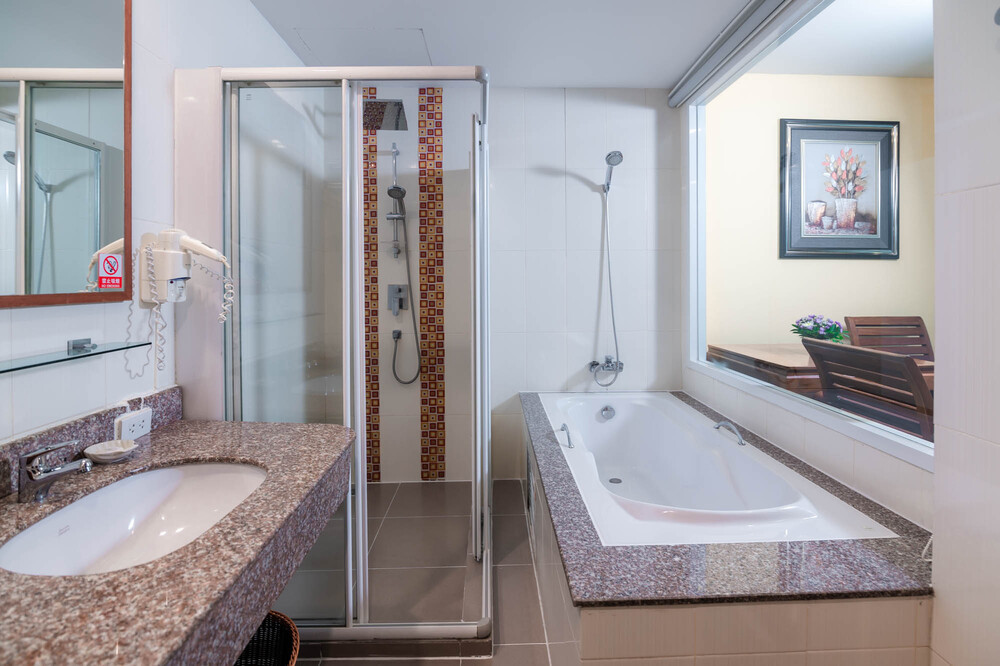 ELITE SUITE PATONG (EX.BAUMAN RESIDENCE) 4*