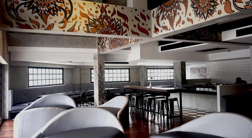 CACHA HOTEL  3*