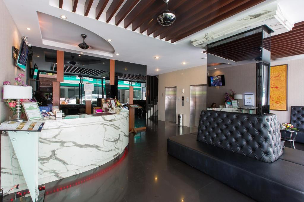 HEMINGWAYS SILK HOTEL 3*