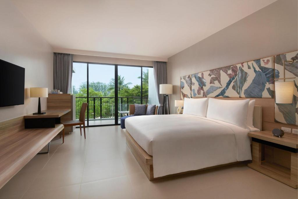 LE MERIDIEN PHUKET MAI KHAO BEACH RESORT 5*