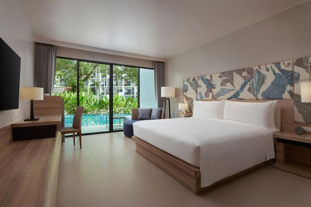 LE MERIDIEN PHUKET MAI KHAO BEACH RESORT 5*
