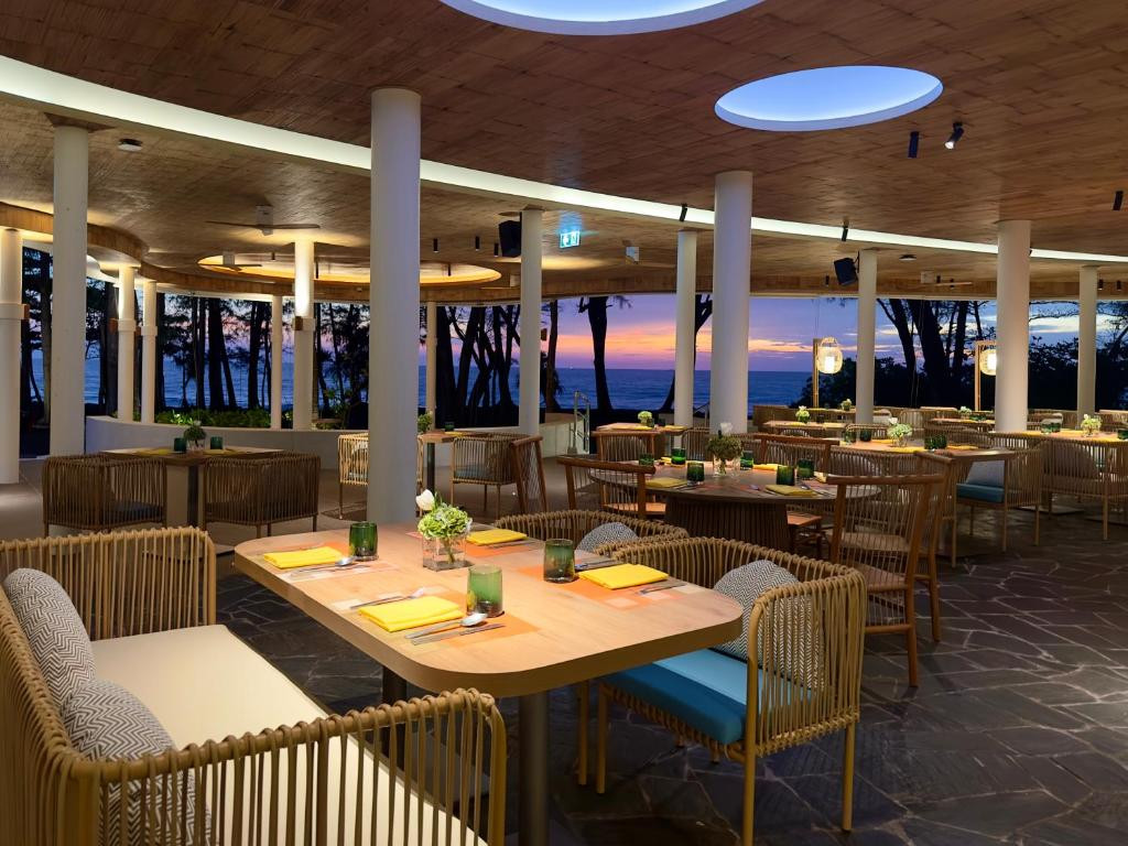 LE MERIDIEN PHUKET MAI KHAO BEACH RESORT 5*