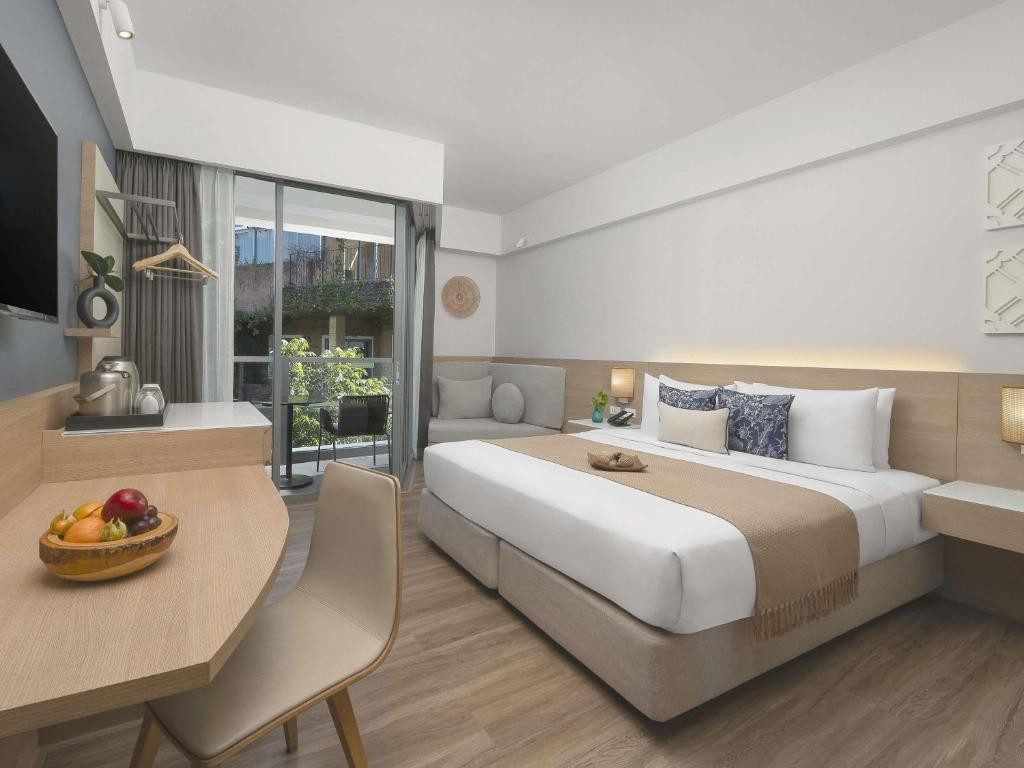 ANDAMAN BEACH HOTEL PHUKET HANDWRITTEN COLLECTION 4*