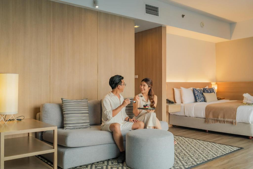 ANDAMAN BEACH HOTEL PHUKET HANDWRITTEN COLLECTION 4*