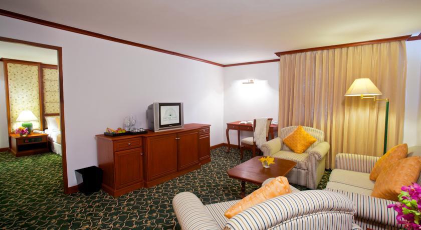 CROSS VIBE BANGKOK SRINAKARIN (EX. KING PARK AVENUE) 4*