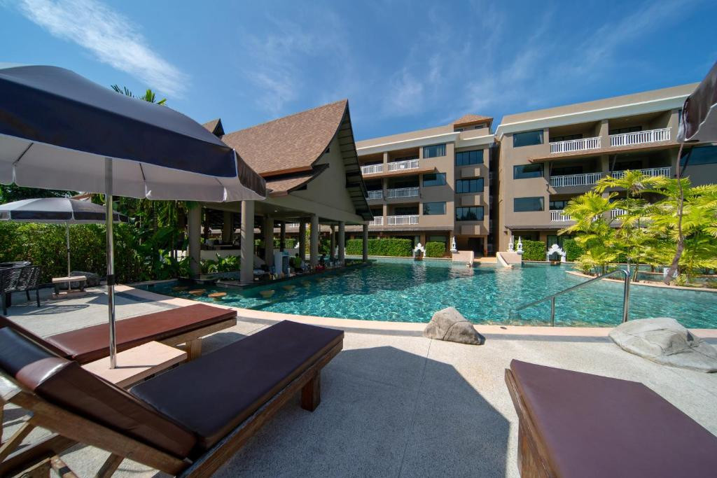 MAIKHAO PALM BEACH RESORT 4*