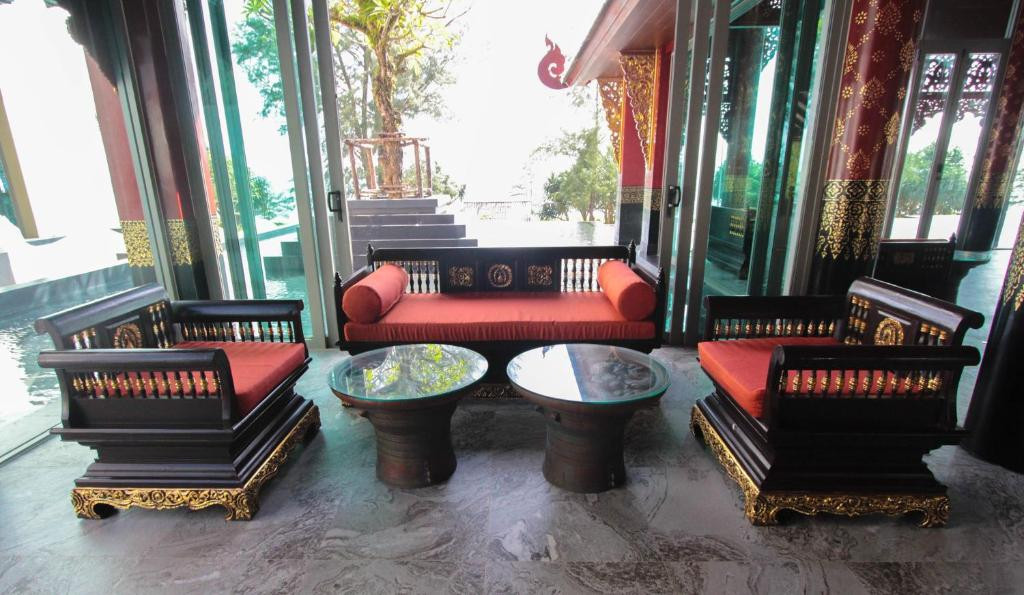MAIKHAO PALM BEACH RESORT 4*