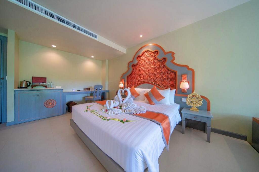 MAIKHAO PALM BEACH RESORT 4*