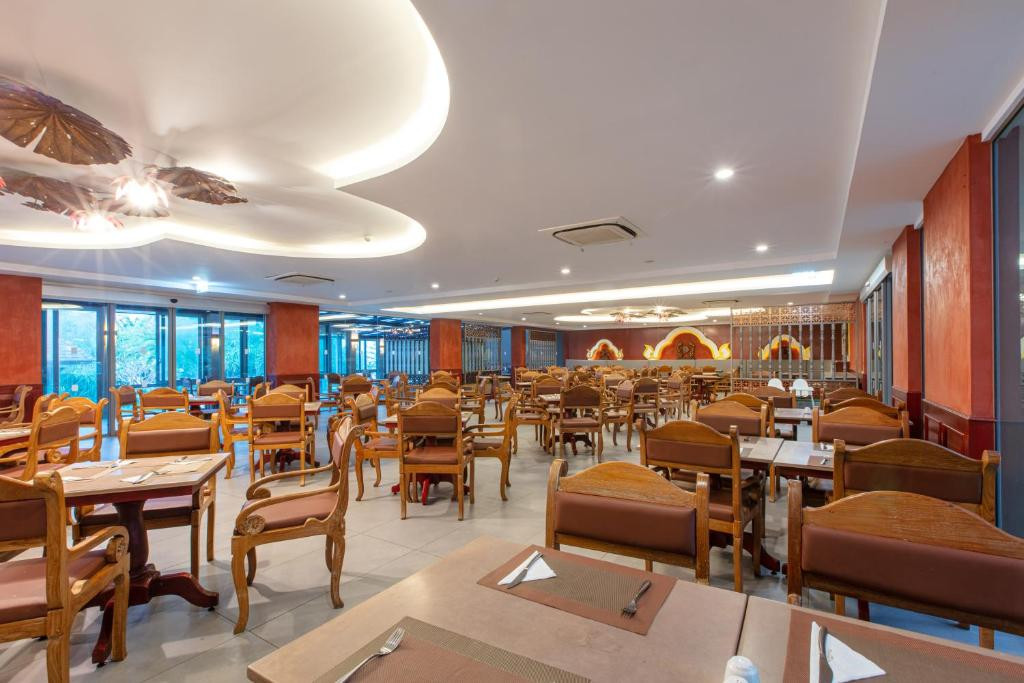 MAIKHAO PALM BEACH RESORT 4*