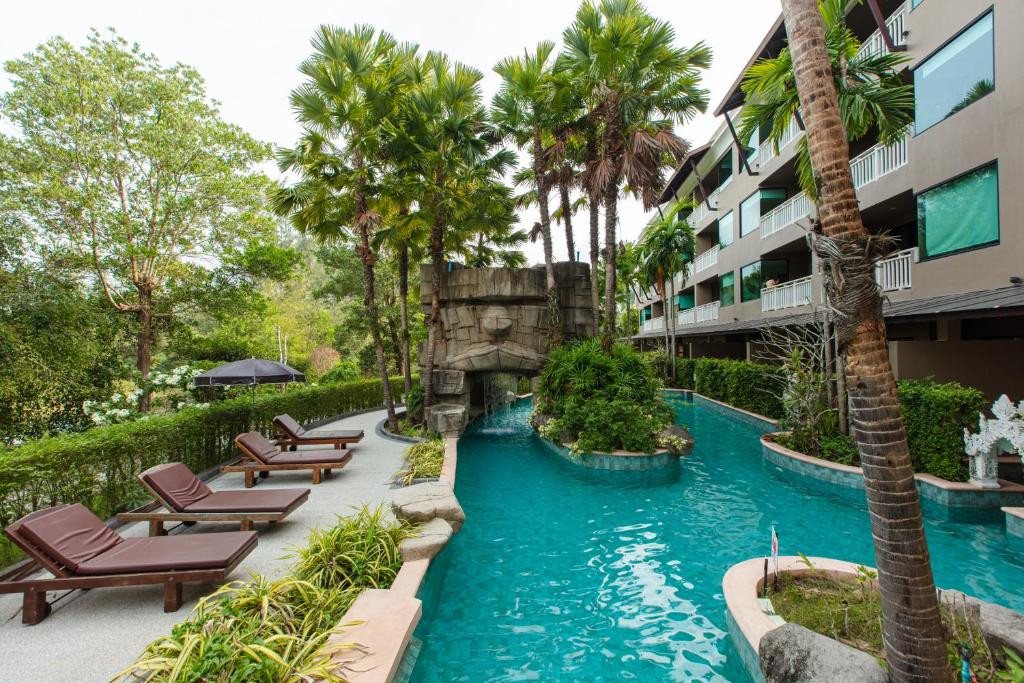 MAIKHAO PALM BEACH RESORT 4*