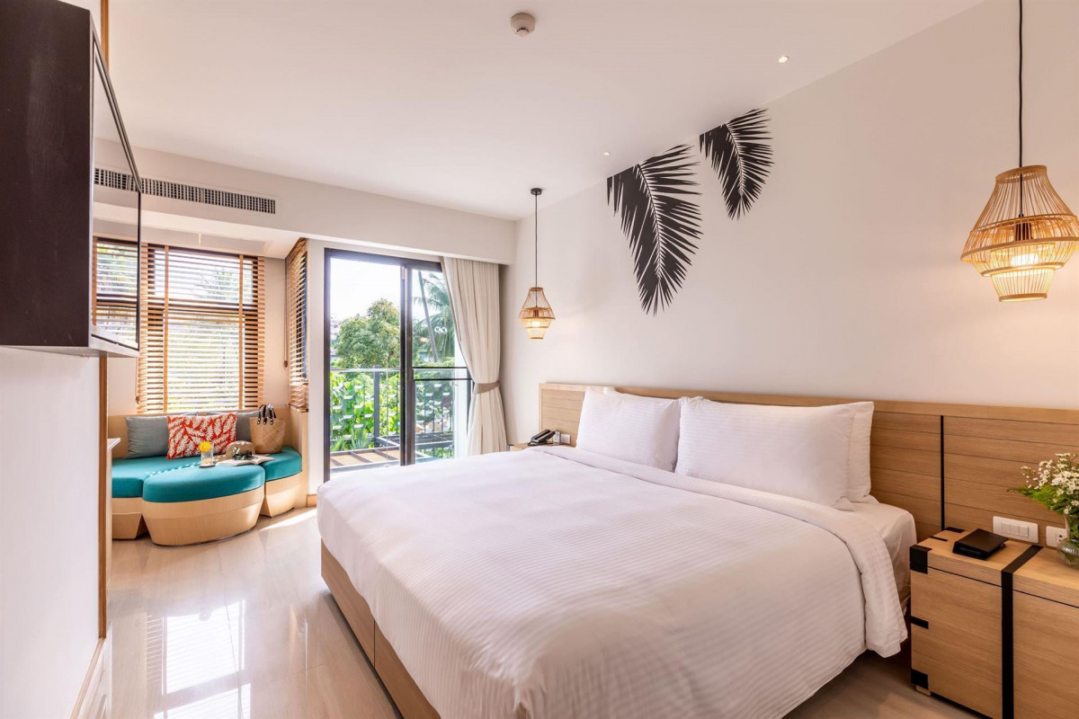 OUTRIGGER SURIN BEACH RESORT (EX. MANATHAI SURIN PHUKET) 4*