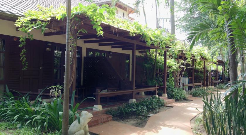 MONTIEN HOUSE 3*